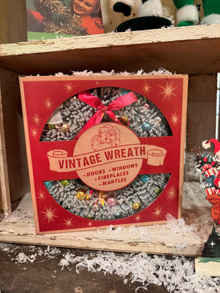Vintage-Inspired Boxed Wreath