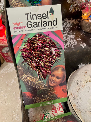 Retro Boxed Burgundy/Gold Tinsel Garland