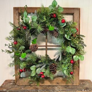 Mixed pine/cedar/eucalyptus & yew berry 24" wreath